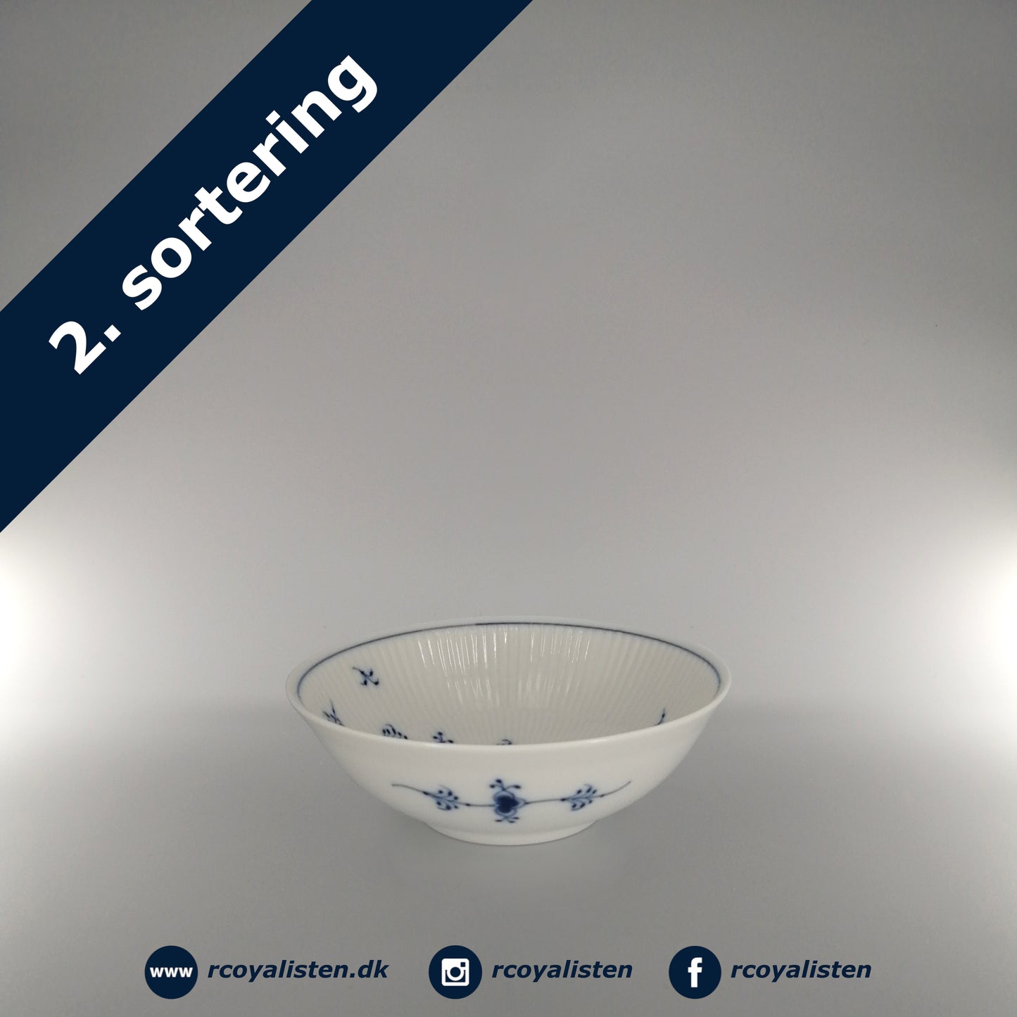 Blue Fluted Plain Blue Copenhagen Bowl (16 cm / 35 cl)