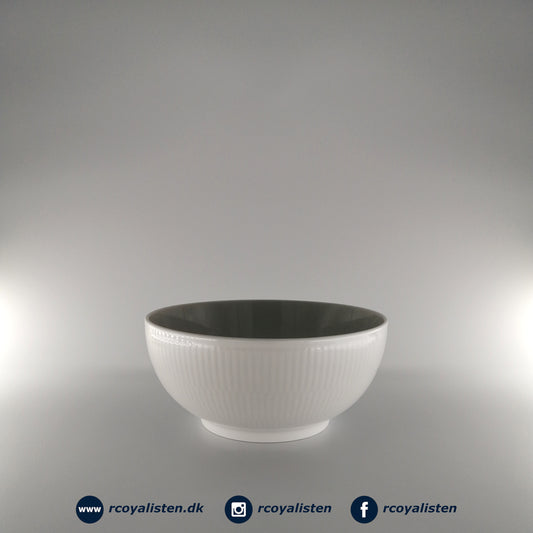 White Fluted Bowl (18 cm / 110 cl)